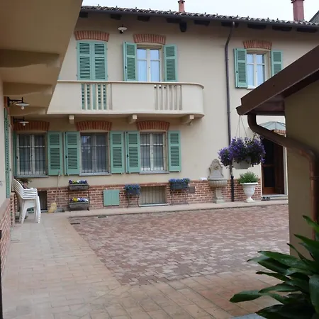 Ca' Frescot B&B Casorzo