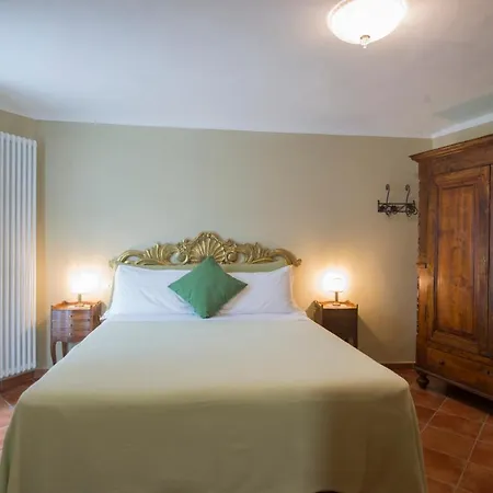 Ca' Frescòt Bed & Breakfast Casorzo