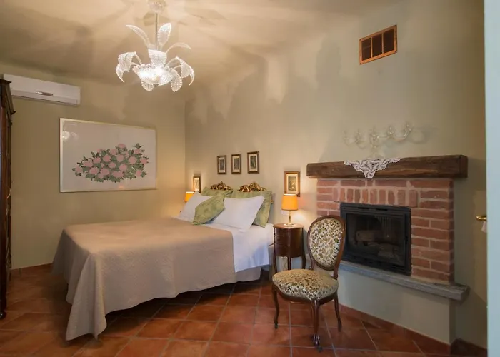 Ca' Frescot Bed & Breakfast Casorzo